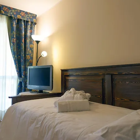 Chalet Du Lys Hotel & Spa-2